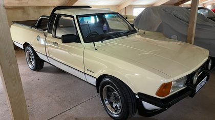 1985 Ford P100 Cortina Mk5 3.0 V6