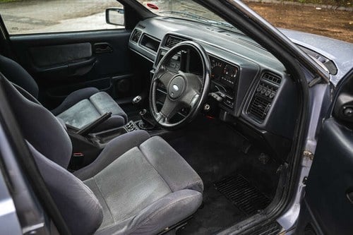 1990 Ford Sierra - 2