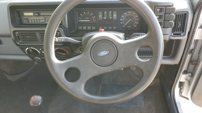 1987 Ford Fiesta - 7