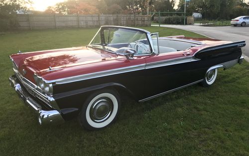 1959 Ford Fairlane (picture 1 of 17)