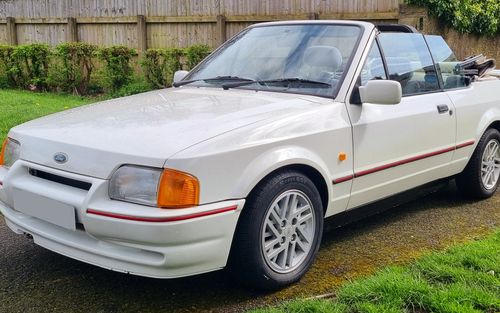 1990 Ford Escort Mark 4 XR3i (picture 1 of 15)