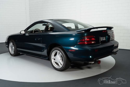 1994 Ford Mustang - 5