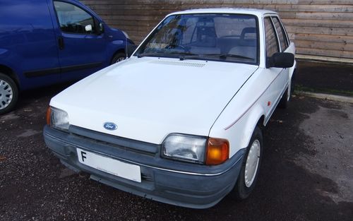 1989 Ford Escort Mark 4 (picture 1 of 2)