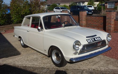 1962 Ford Cortina Mark 1 (picture 1 of 14)