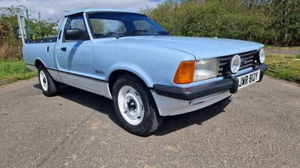 Ford Cortina 3.0 P100 Pickup - 5 Speed - Immaculate