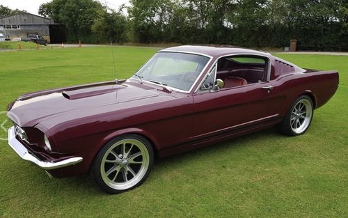 1966 Ford Mustang 1st Gen (1965-66) Fastback (picture 1 of 12)
