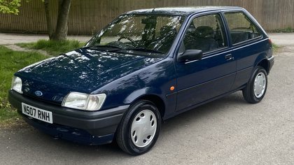 1995 Ford Fiesta Mark 4 (1995-01)