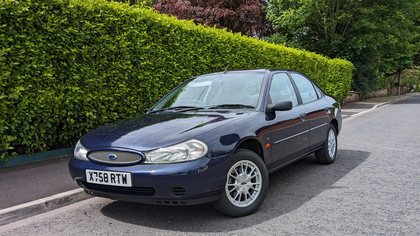 2001 Ford Mondeo with 29K Miles!