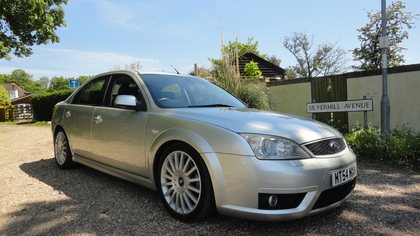 2004 Ford Mondeo ST