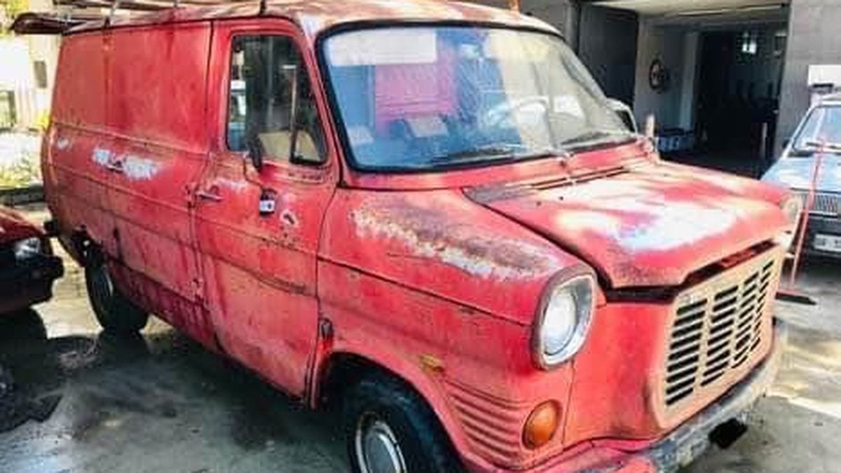 1977 Ford Transit Red Manual, speed Left Hand Drive in Italy