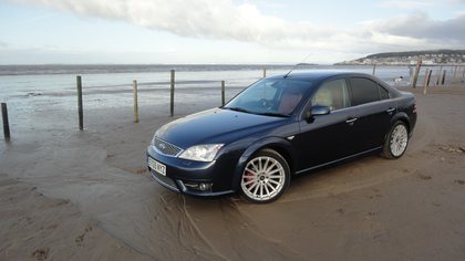 2005 Ford Mondeo ST