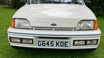 1990 Ford Fiesta XR2i Diamond White 1.6i Hot Hatch