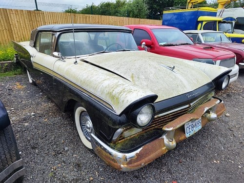 1957 Ford Fairlane