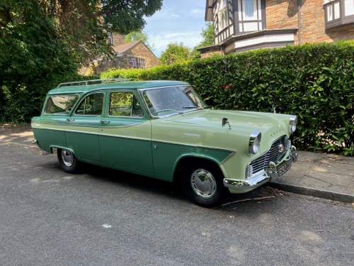 1961 Ford Zephyr Mk2 Farnham Estate
