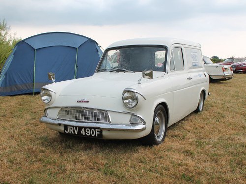 1968 Ford Anglia 307e zetec powered van