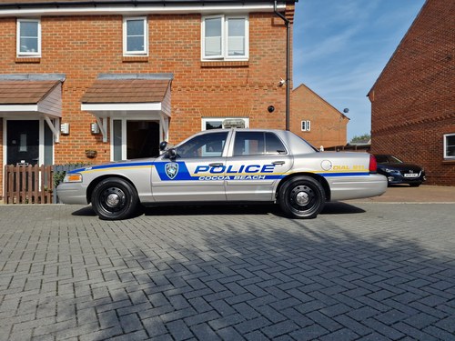 2011 Ford Crown Victoria P7B Police interceptor