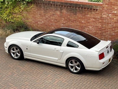 Rare 'Glass Roof’ Ford Mustang GT V8 Auto | 47,000 Miles