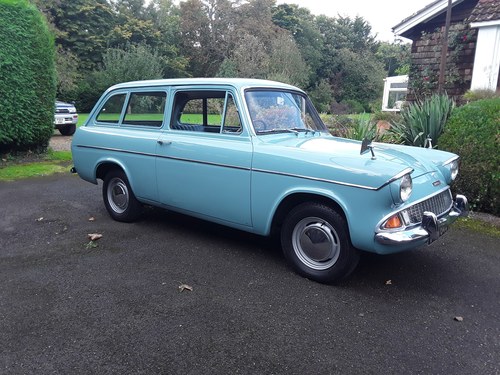 Ford anglia deluxe 105e estate