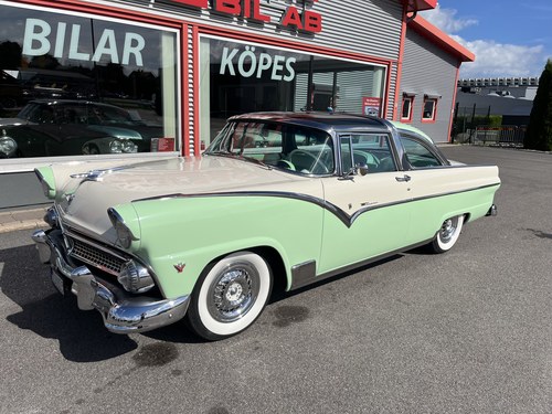 1955 Ford Crown Victoria