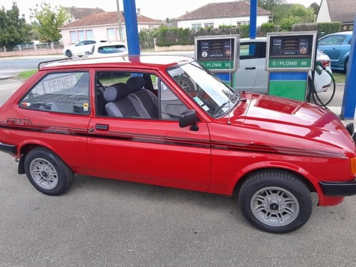 FORD Fiesta - 1988 A vendre