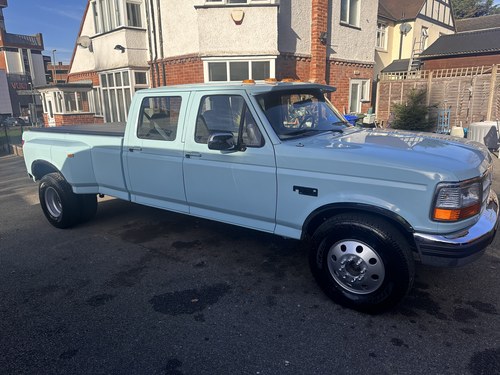 1993 Ford F350 IDI TURBO crewcab Dually.