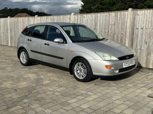 2000 Ford Focus 2.0 Ghia Manual with Leather