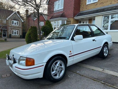 Totally original 1988 XR3i with 59236 miles.