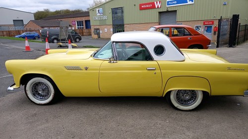 Ford Thunderbird OPEN TO OFFERS MUST GO