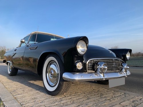 1955 Ford Thunderbird
