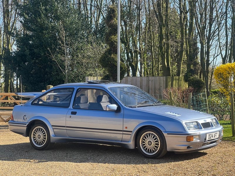 VIDÉO - À la découverte de la Ford Sierra RS Cosworth (1986 VIDÉO - À la découverte de la Ford Sierra RS Cosworth (1986