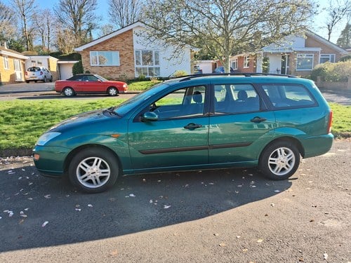 Lovely clean classic Ford Focus 1.6 ZTEC Estate with FSH
