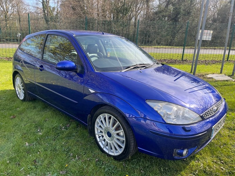 Rapid Classics: Eine Suche. Alle Oldtimer. 12 » Rapid Classics: Eine Suche. Alle Oldtimer. 2004 Ford Focus ST