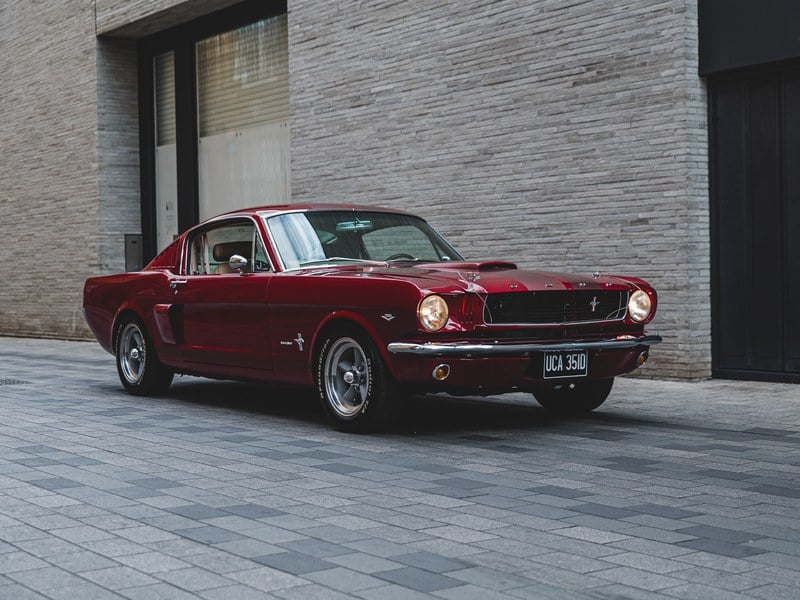 Rapid Classics: Eine Suche. Alle Oldtimer. 7 » Rapid Classics: Eine Suche. Alle Oldtimer. Restored 1966 Ford Mustang Fastback 289 Cubic Inch V8 (LHD)
