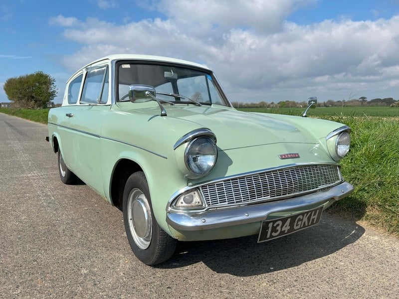 Rapid Classics: Eine Suche. Alle Oldtimer. 15 » Rapid Classics: Eine Suche. Alle Oldtimer. 1963 Ford Anglia