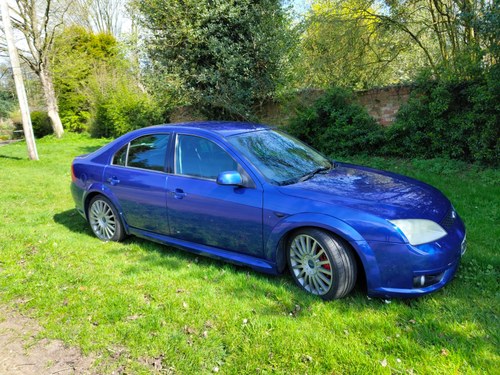 2004 Ford Mondeo ST220