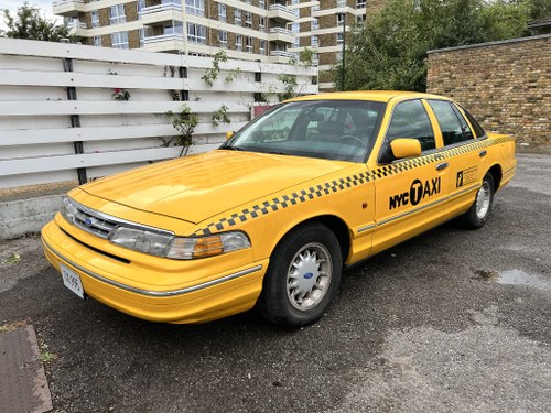 1995 Ford Crown Victoria