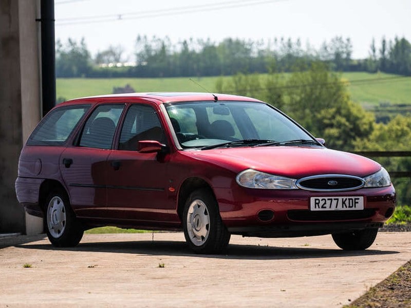Rapid Classics: Eine Suche. Alle Oldtimer. 14 » Rapid Classics: Eine Suche. Alle Oldtimer. 1997 Ford Mondeo 1.8 GLX Estate