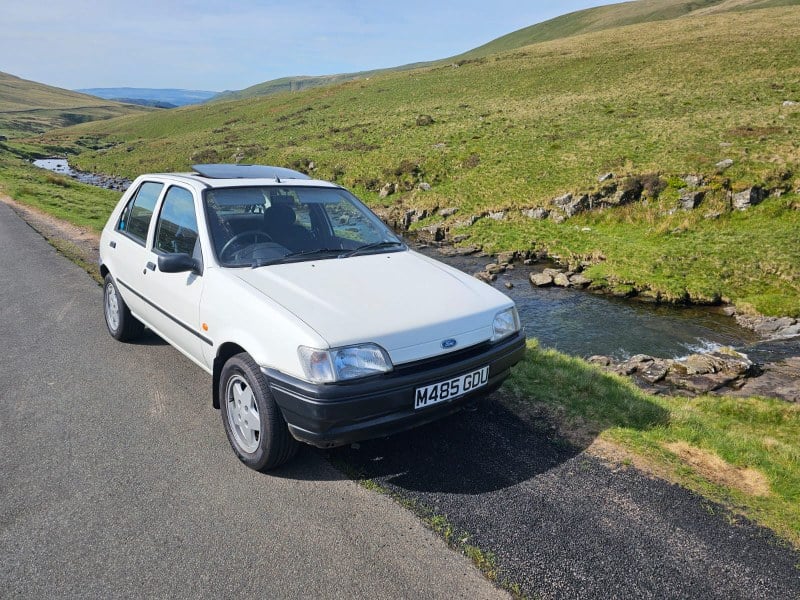 Rapid Classics: Eine Suche. Alle Oldtimer. 27 » Rapid Classics: Eine Suche. Alle Oldtimer. 1994 Ford Fiesta Mark 3.5