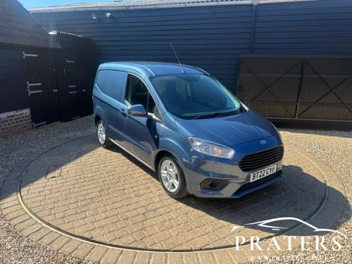 2022 FORD TRANSIT COURIER A vendre