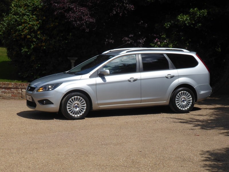 2010 Ford Focus Titanium