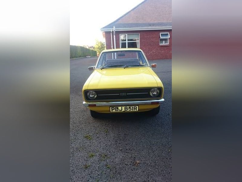 Rapid Classics: Eine Suche. Alle Oldtimer. 8 » Rapid Classics: Eine Suche. Alle Oldtimer. 1976 Ford Escort Mark 2