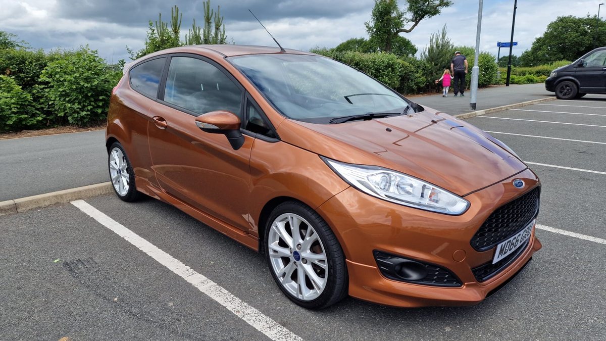 2016 Ford Fiesta Bronze Manual, 5 velocidades Volante à direita em York ...