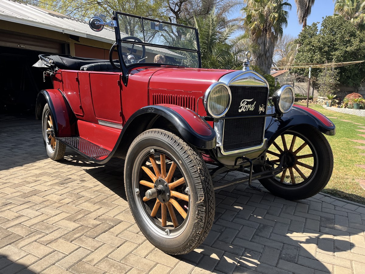 Model T Rdr 1926 Ford Model T Red Manual, 3 speed Right Hand Drive in Hartbeespoort ...