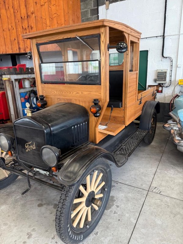 1921 Ford Model T - 1 1921 Ford Model T - 1