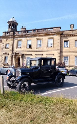 1927 Ford Model T doctor's coupe