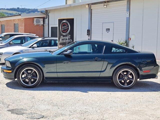 2009 Ford Mustang - 2 2009 Ford Mustang - 2