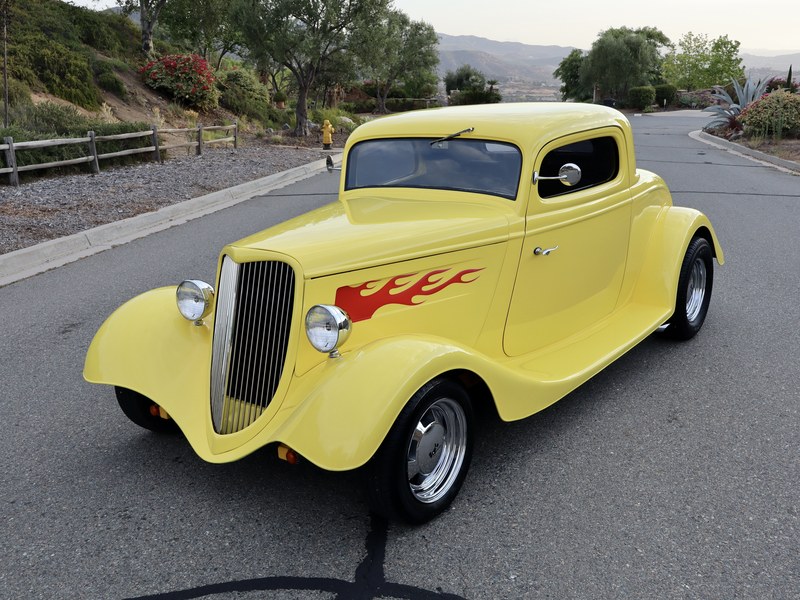 1934 Ford 3 window Hot Rod
