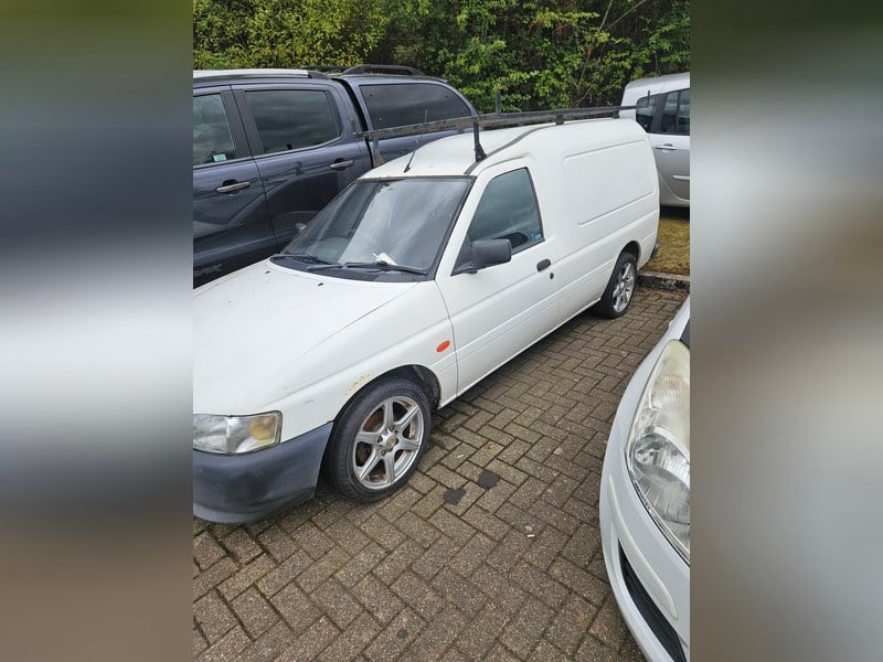 2000 Ford Escort Mark 6