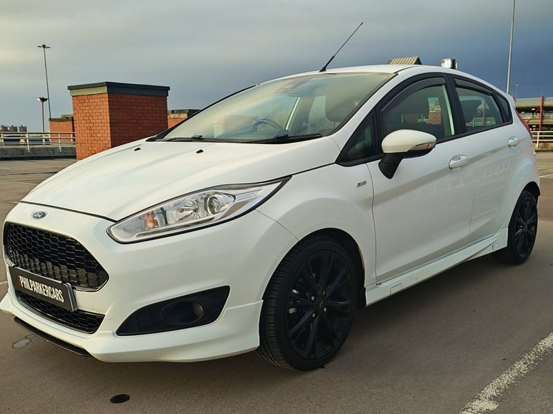 2017 Ford Fiesta ST-Line