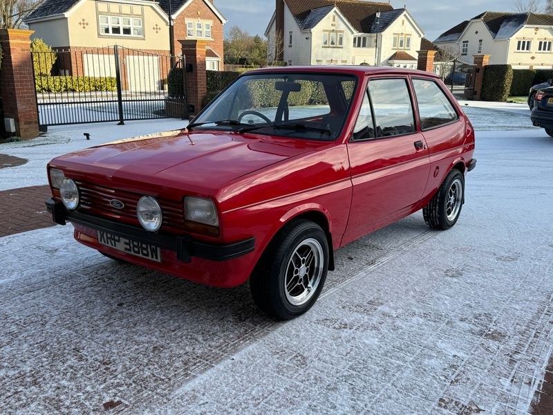 1981 Ford Fiesta Mark 1. 1 lady owner . 36,000 miles. f/s/h.